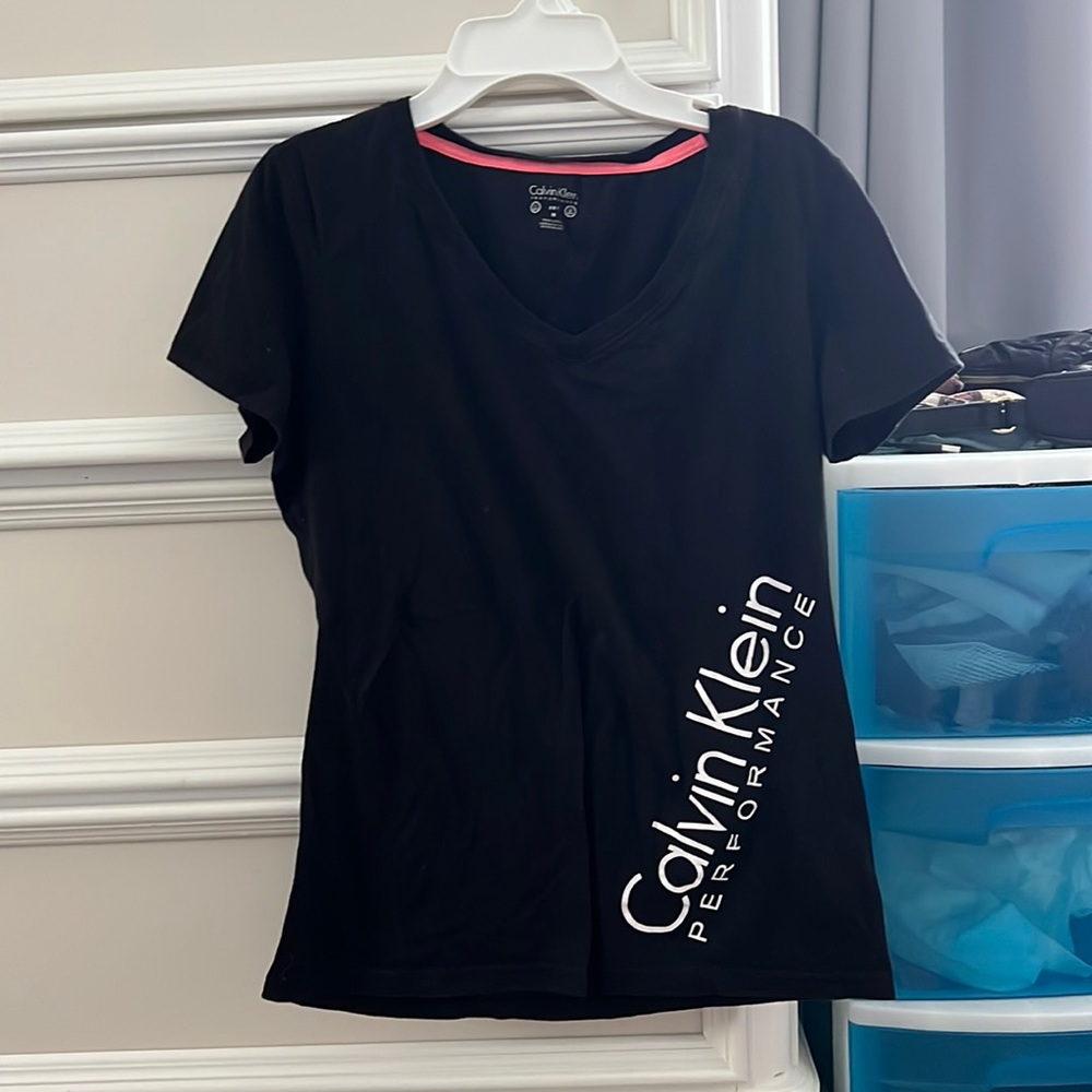 Calvin Klein Tshirt